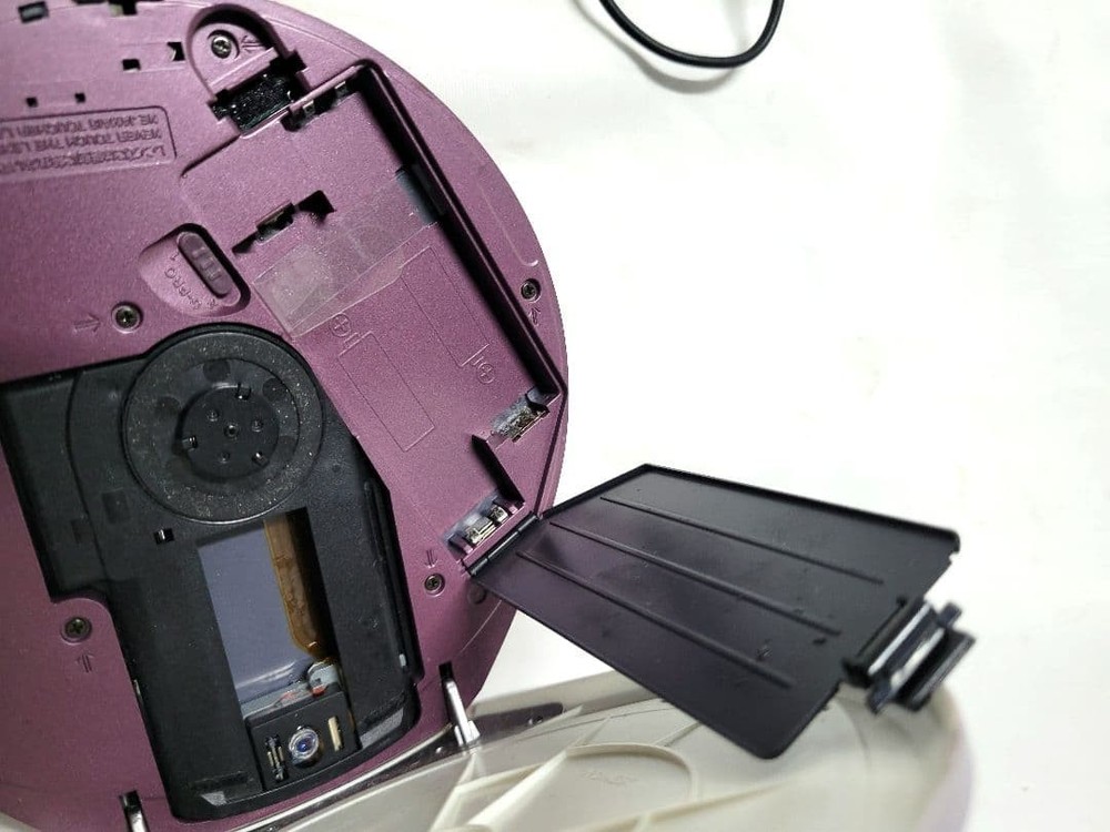 Sony Walkman D-E888 Portable CD Player Pink Good GP