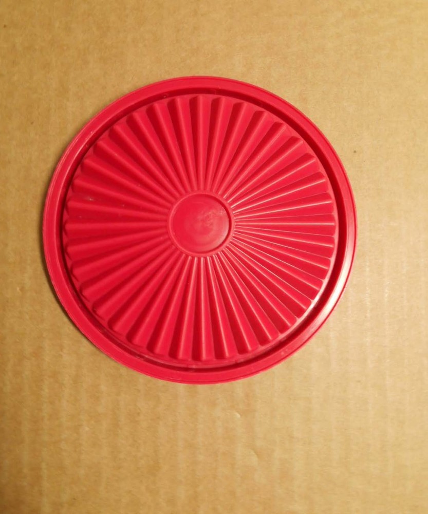 Tupperware Servalier Cranberry Replacement Lid Only #812 B5