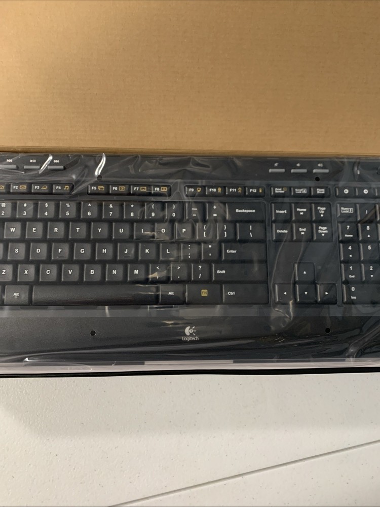 Logitech MK620 (Wireless Mouse & Keyboard Combo) New - Open Box