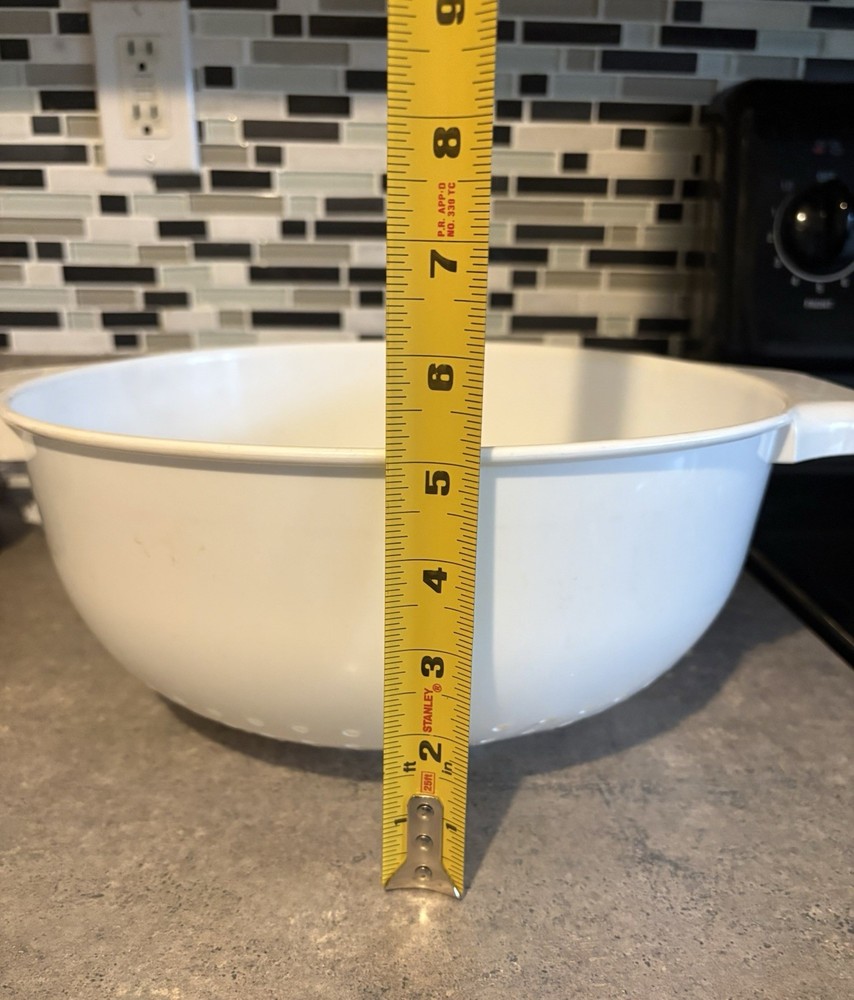 Plastic Colander Strainer White Large Size With Handles