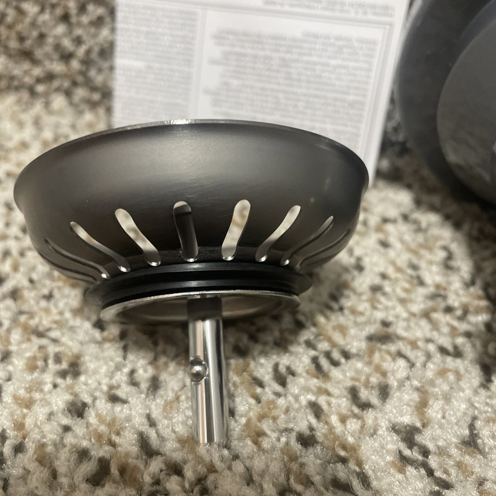 Delta 72010-KS Kitchen Flange And Basket Strainer