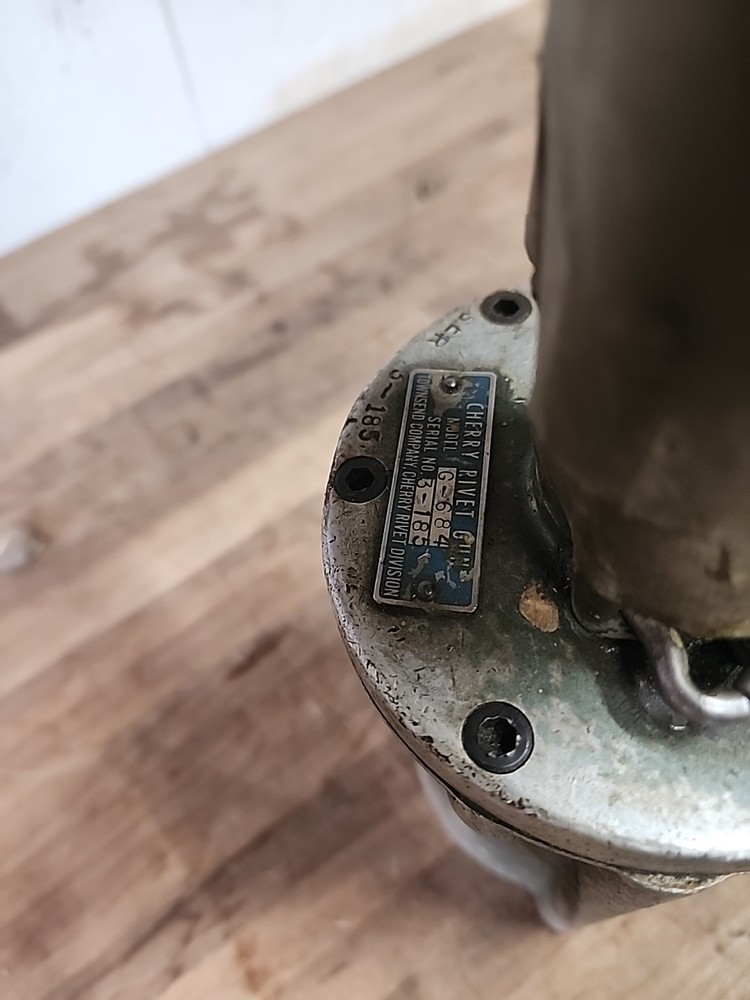 Cherry Rivet Gun G-684