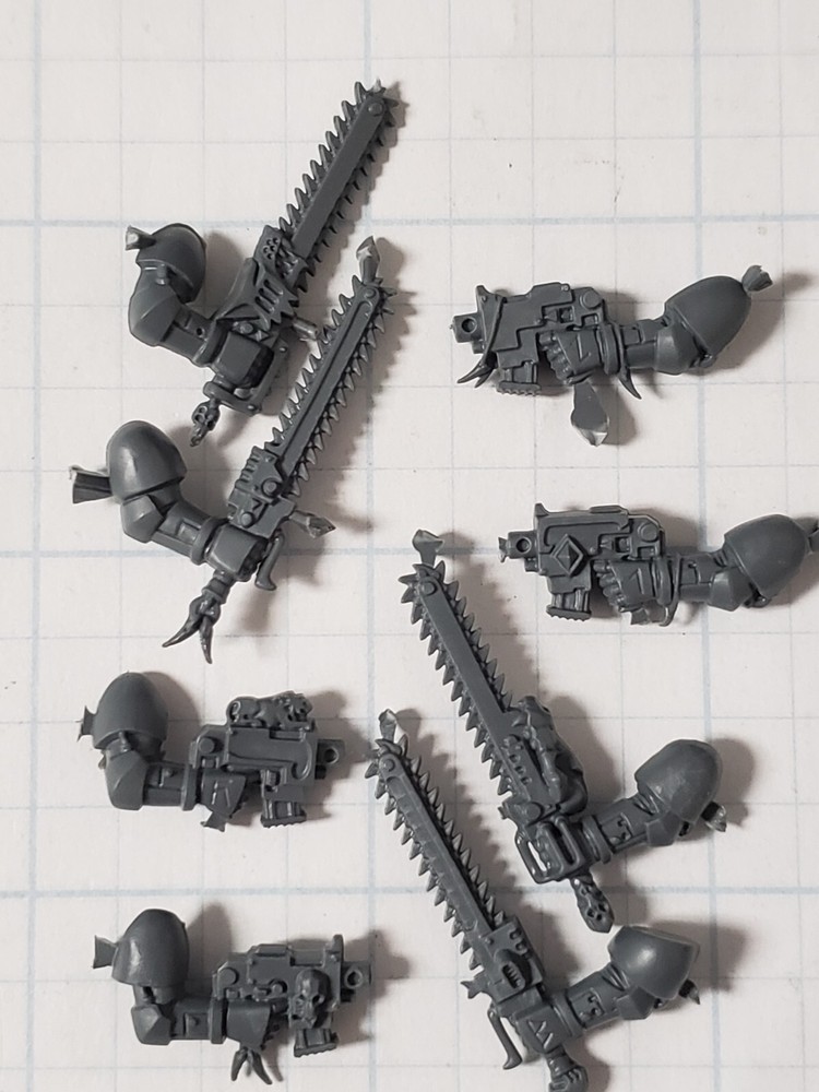 40k Space Wolves Bits Wolf Pack Blood Claws Chainsword & Bolt Pistol x4 Set