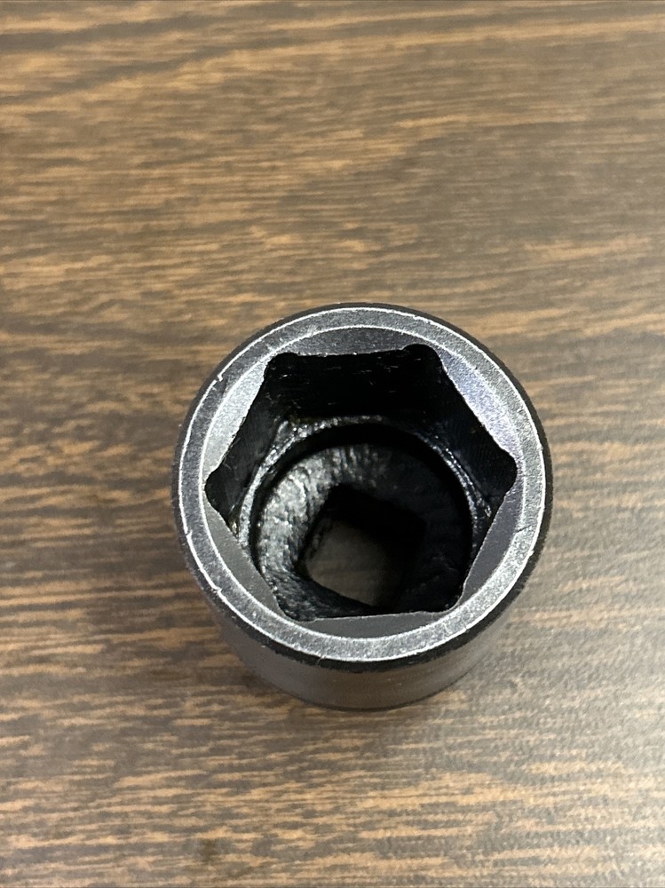Mac Tools 30MM Impact Socket 1/2” Drive - 6-PT VP630MMR