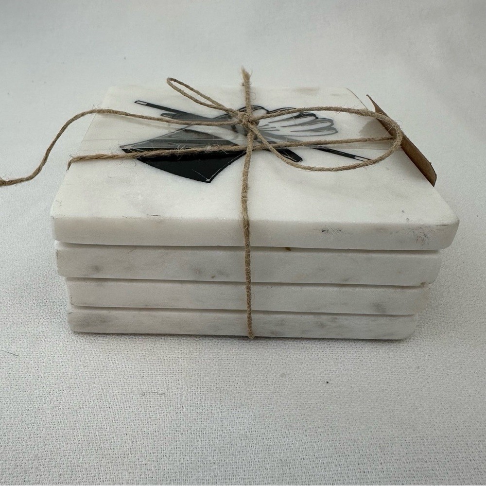 Jodhpuri White Marble Coaster Set Magic Hat With Gloves