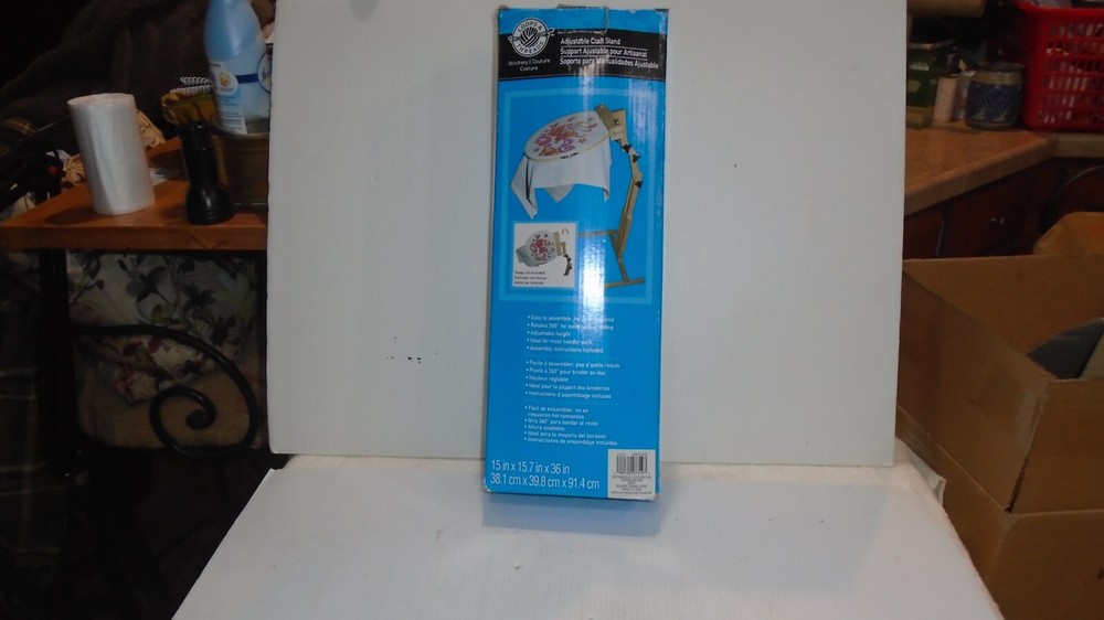 ADJUSTABLE CRAFT STAND LOOPS AND THREADS For Needle work. New