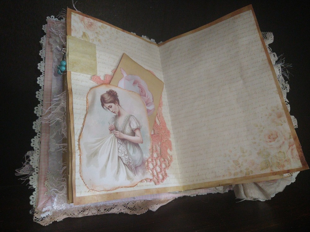 Shabby Chic Junk Journal