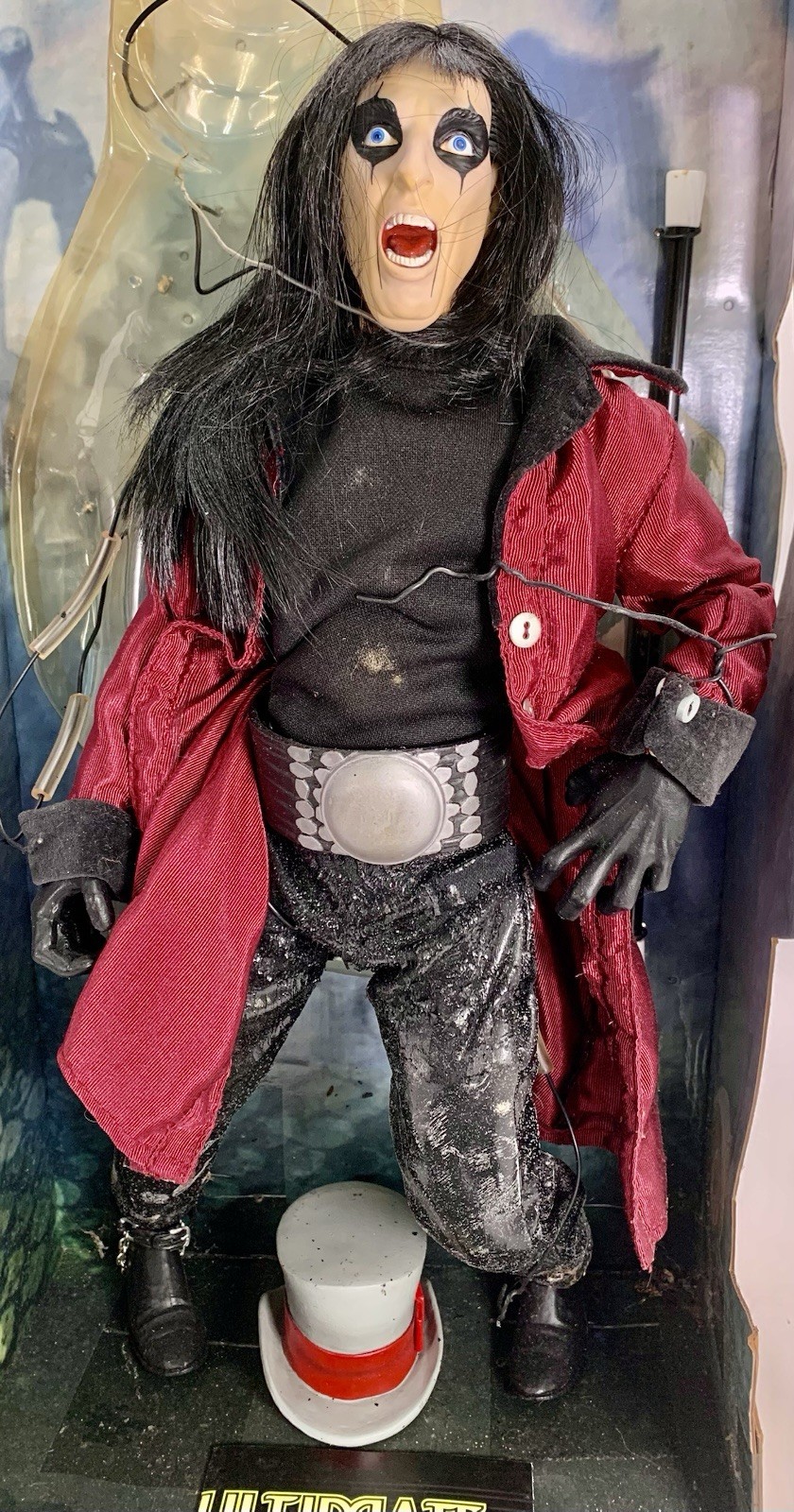 Alice Cooper Welcome To My Nightmare Art Asylum 18 Inch Singing Action Figure