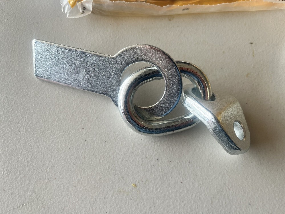 Caterpillar Lifting Link Brackets 5897433. 3 Per Purchase.