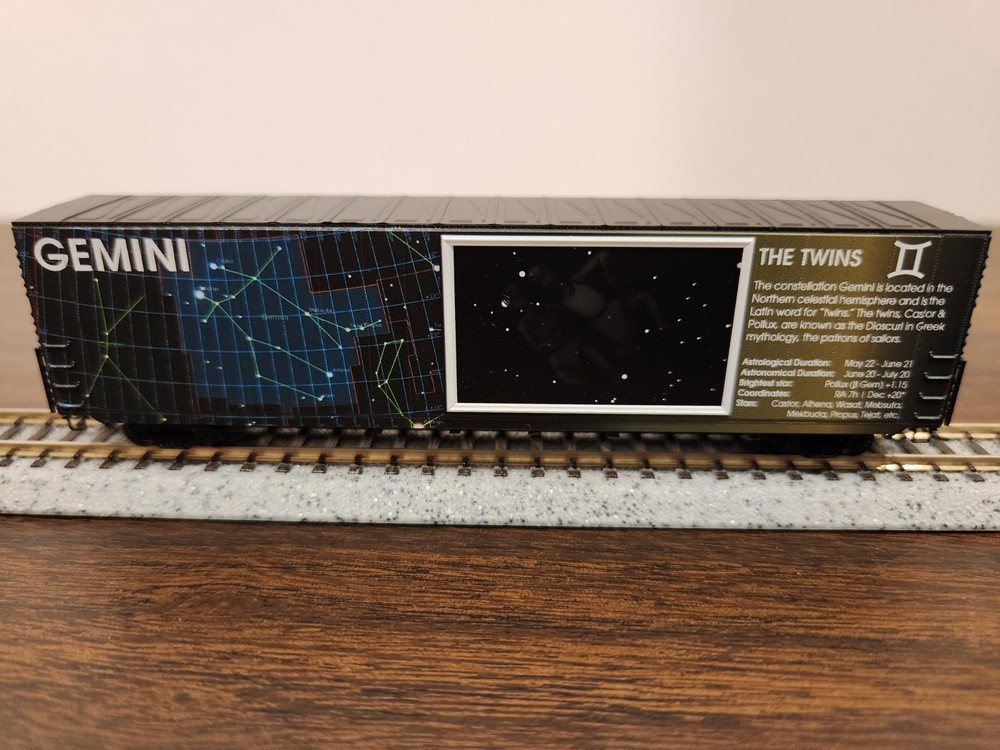 KAD010 Gemini (does not light up) Box Car