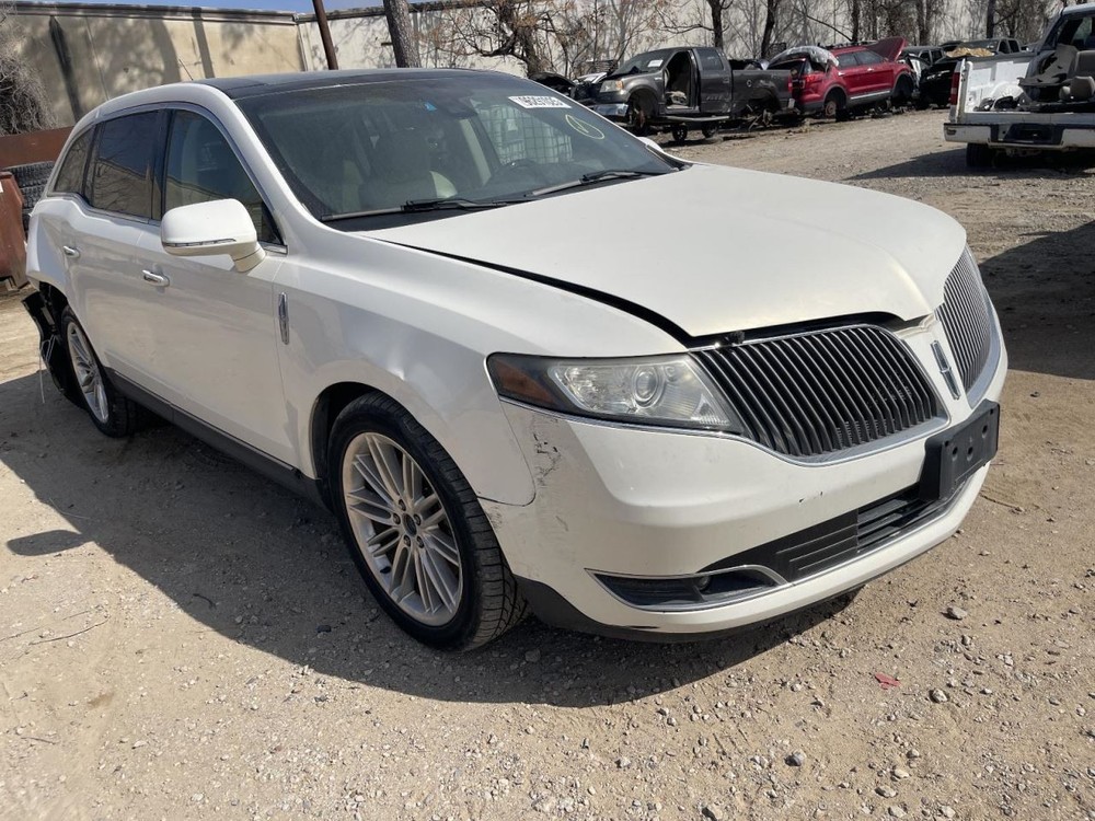 Camera Front Windshield Mounted Fits 10-19 MKT 1009443