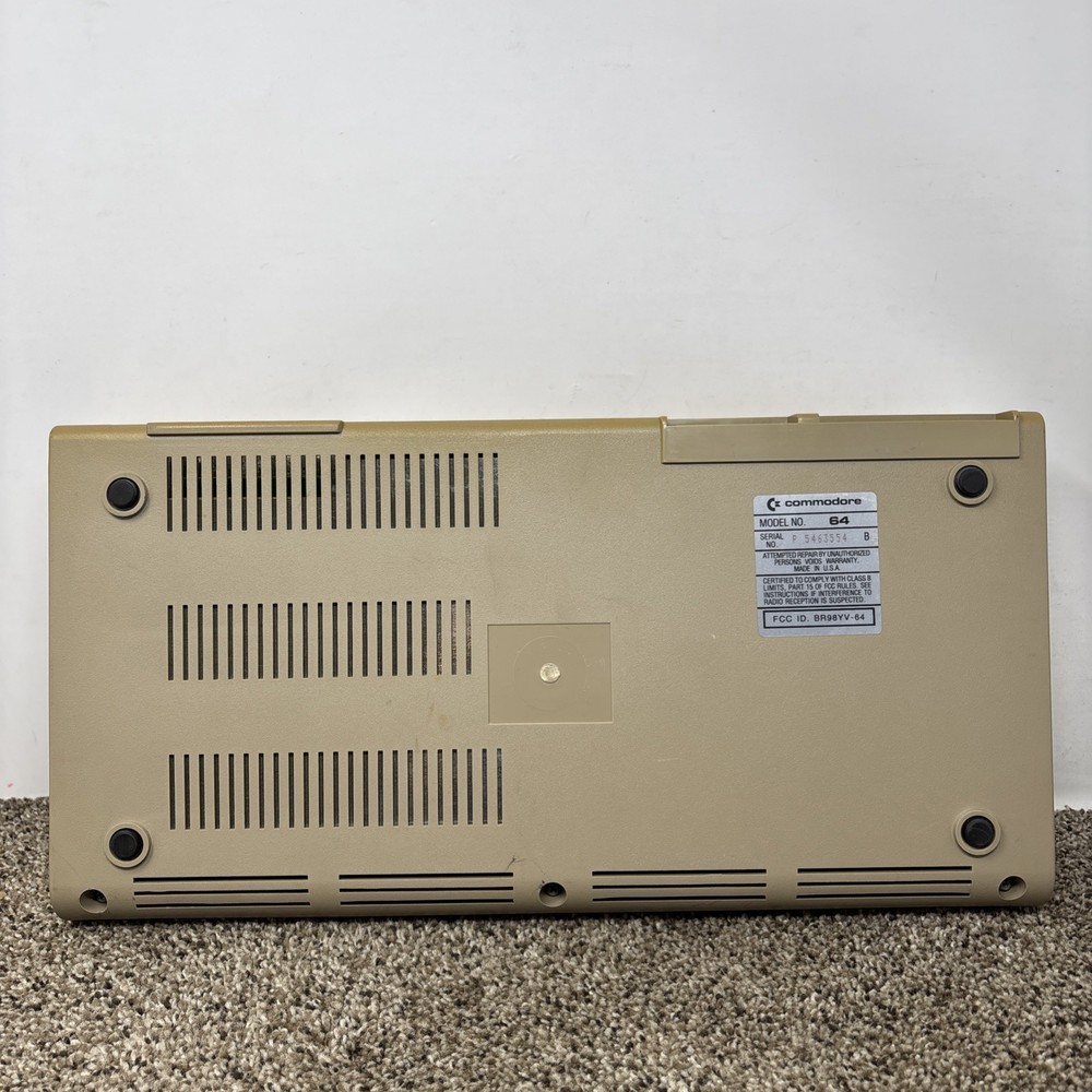 Commodore 64 C64 Breadbin Computer System TESTED READ