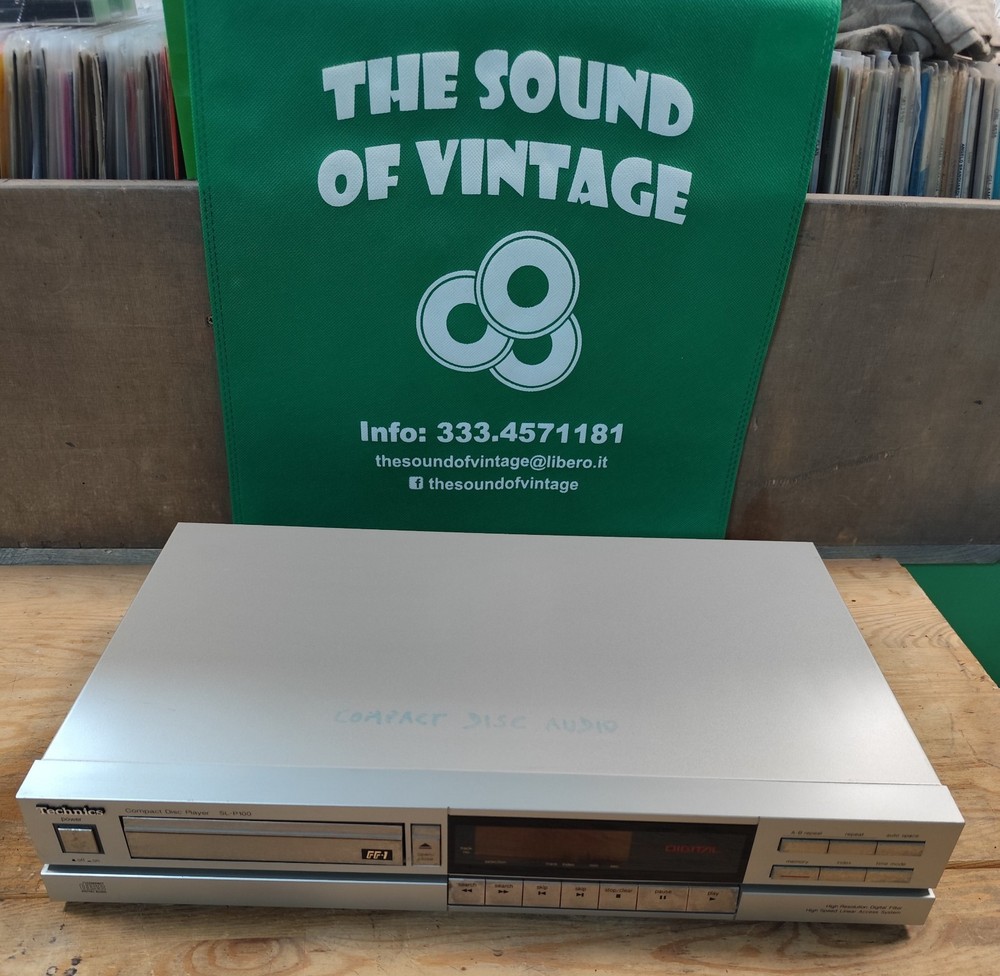 Vintage Compat Disc Player - Technics SL-P 100
