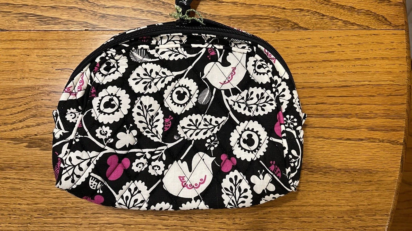 Vera Bradley Disney Vera Tote Mickey Meets Birdie NWT w/sm cosmetic or ZipID/lan