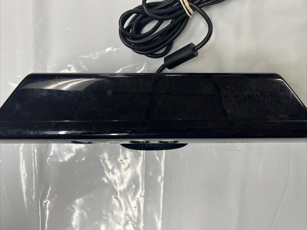 Microsoft Xbox 360 Kinect Sensor - Black
