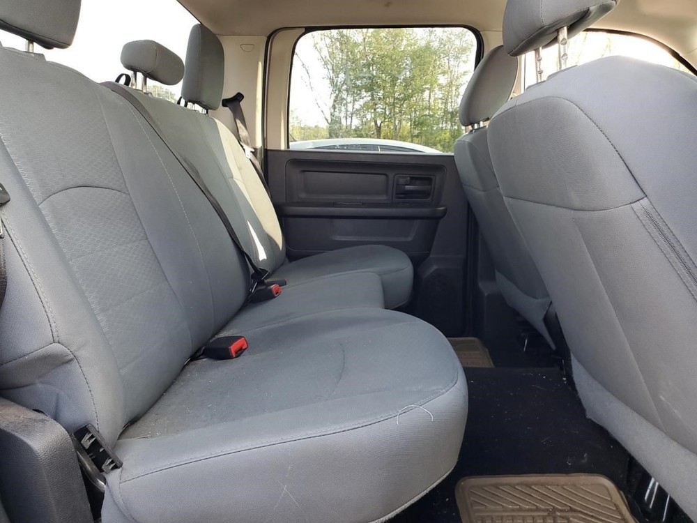 (LOCAL PICKUP ONLY) RAM1500 2015 Air Shutter 2049201