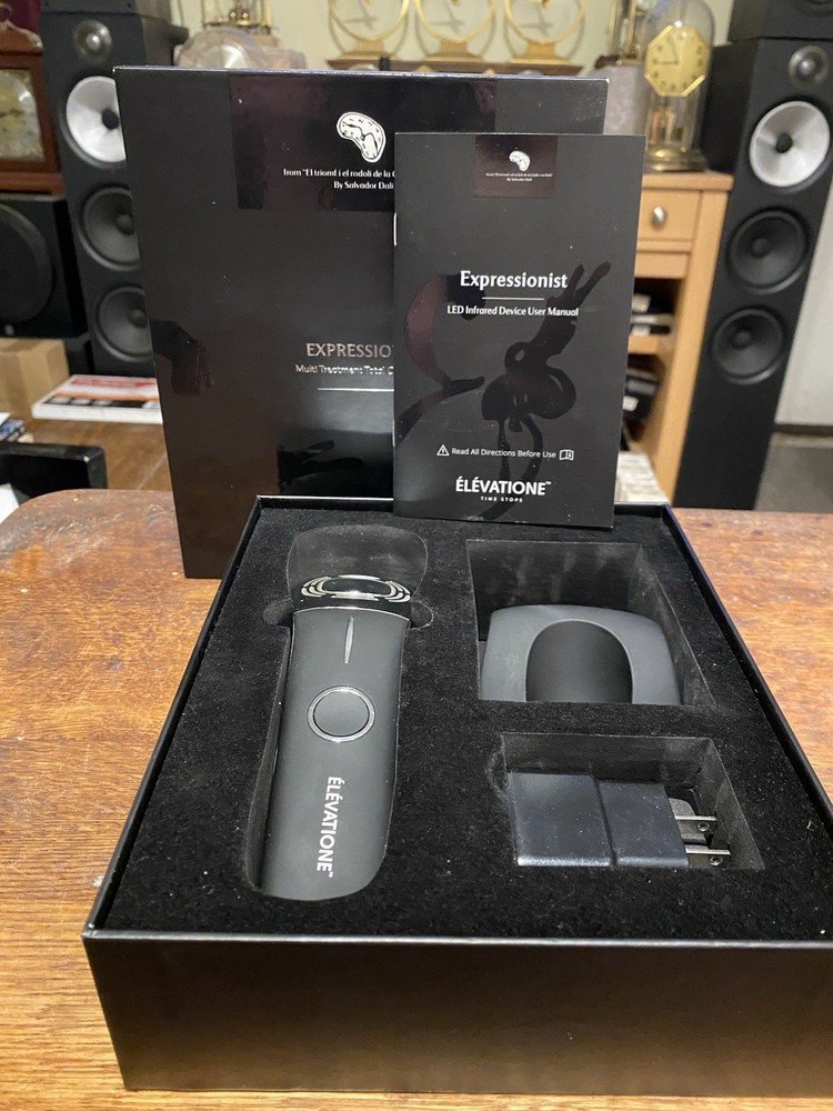 Expressionist Elevatione Multi Treatment Total Care Device
