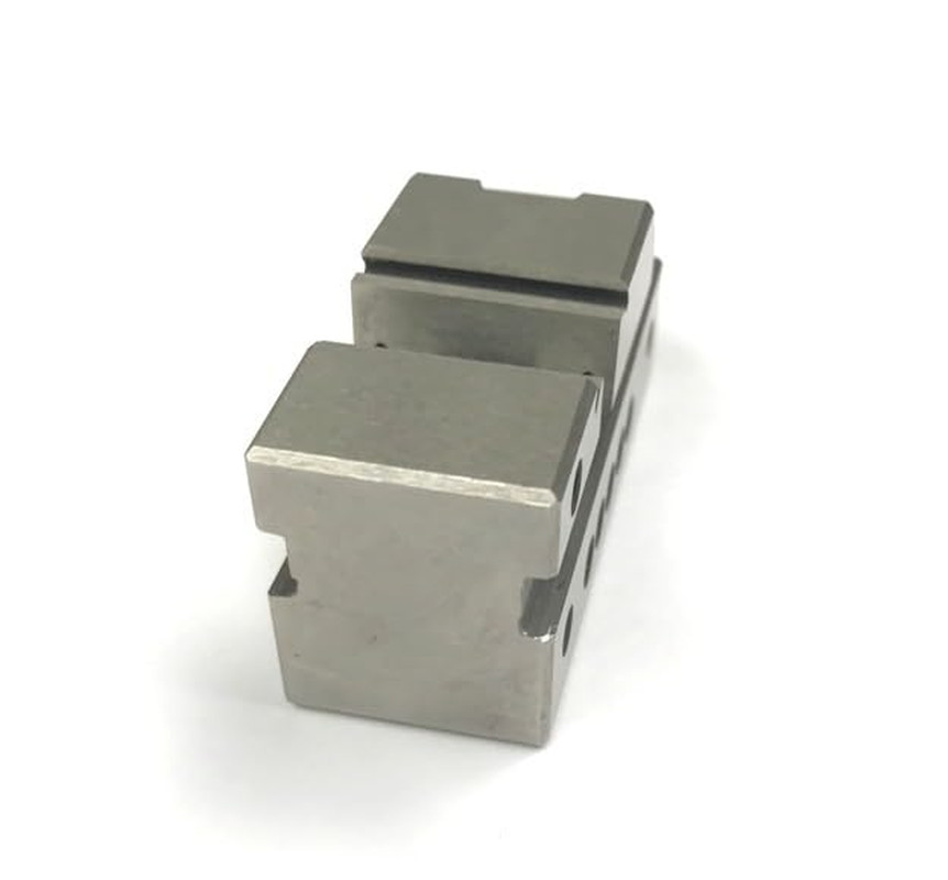 3900-0124 1" Precision Parallel Screwless Vise with Step Jaws