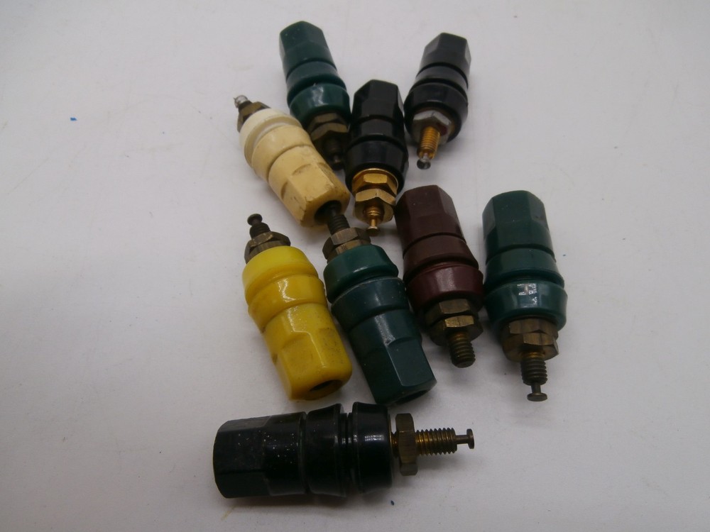 NINE  257-101 HH SMITH Binding Post,, Panel MT, Different colors