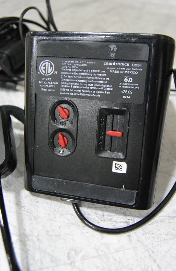 Plantronics C054 Wireless Headset System SEE NOTES