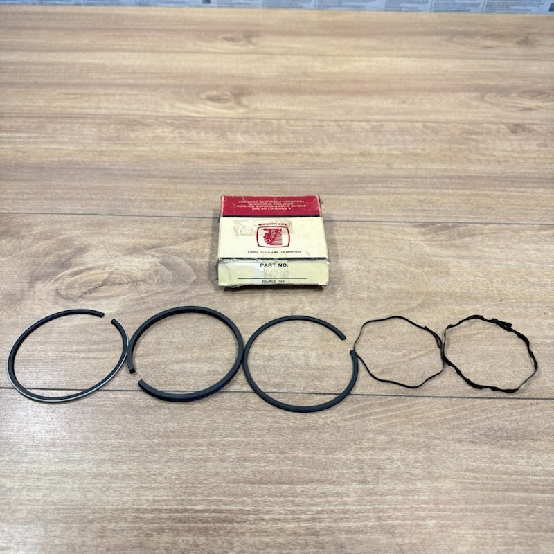 New TECUMSEH OEM NOS PISTON RING SET STD / 34297