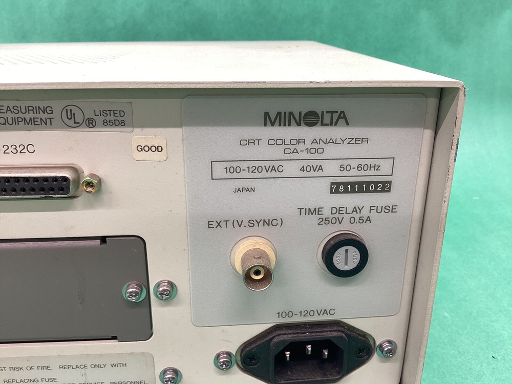 Minolta CA-100 CA100 CRT Color Analyzer with probe - POWERS ON - UNTESTED