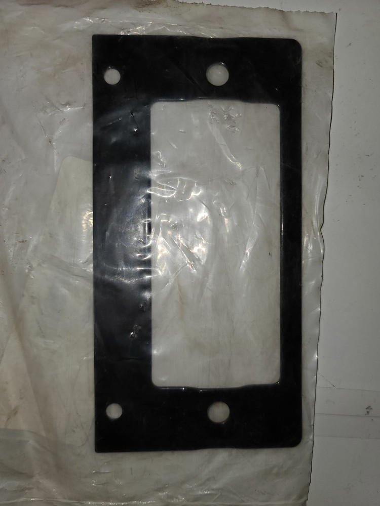 25267730 Mack Bracket