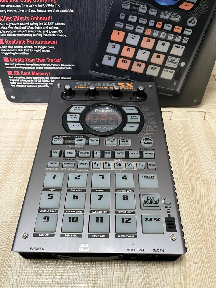 Roland SP-404SX Compact Linear Wave Sampler With Power cable Used