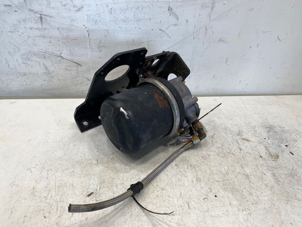 2007 Bendix Air Dryer (677-10121)
