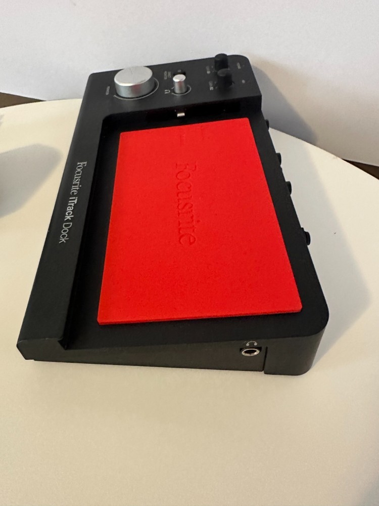 Focusrite iTrack Dock Portable Music Recording Studio Audio Interface For iPad!