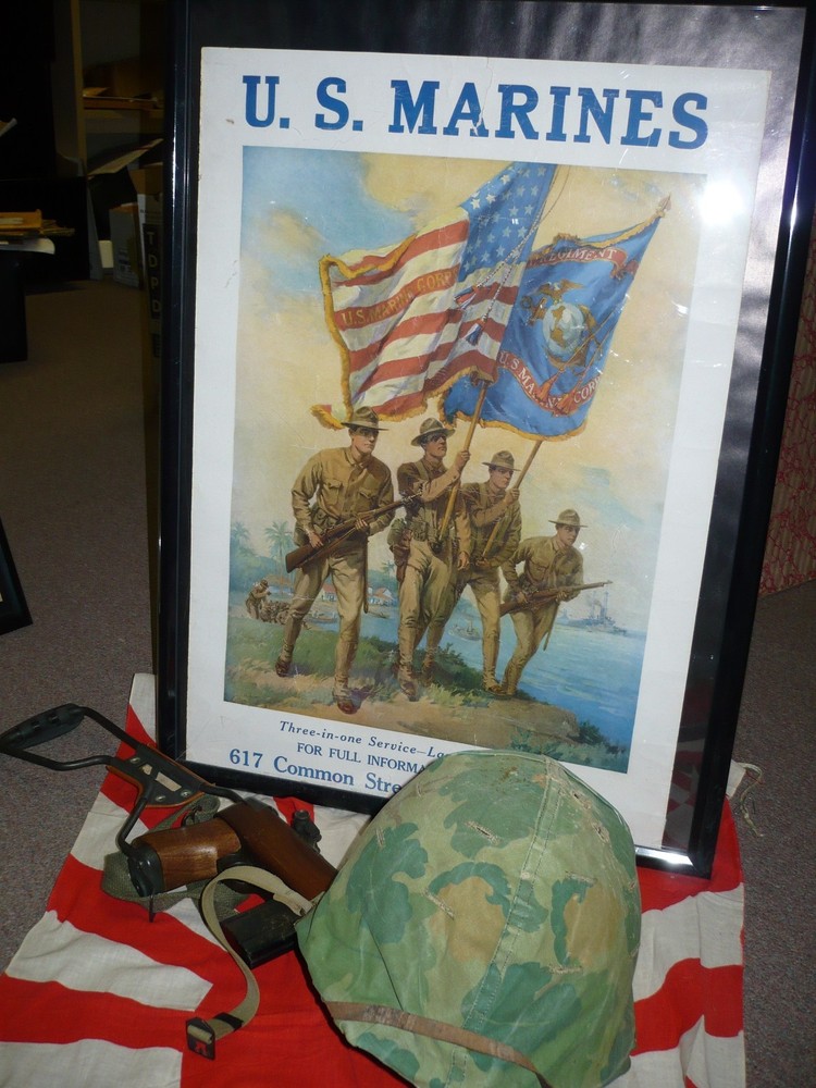 WW2 US Original Marine Corp Helmet