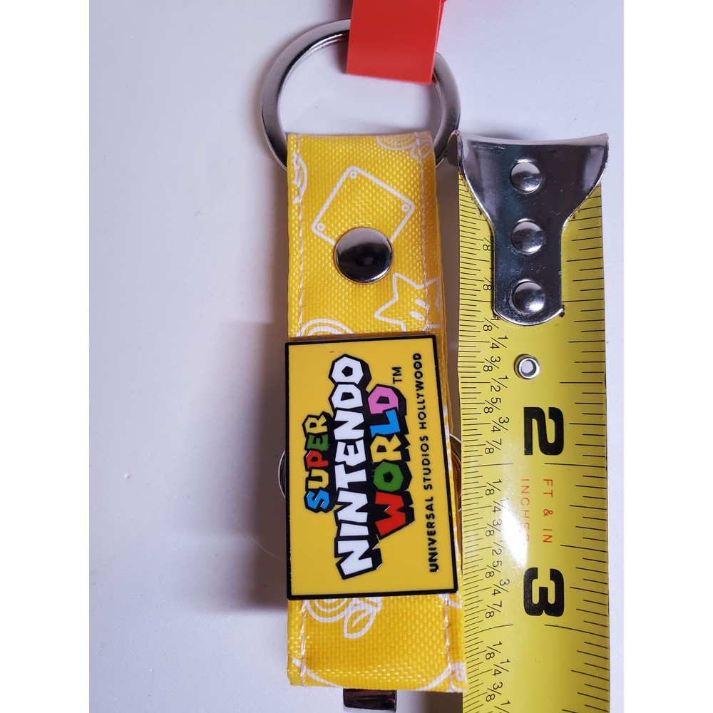 Universeal Studios Super Mario Keychain - 3"