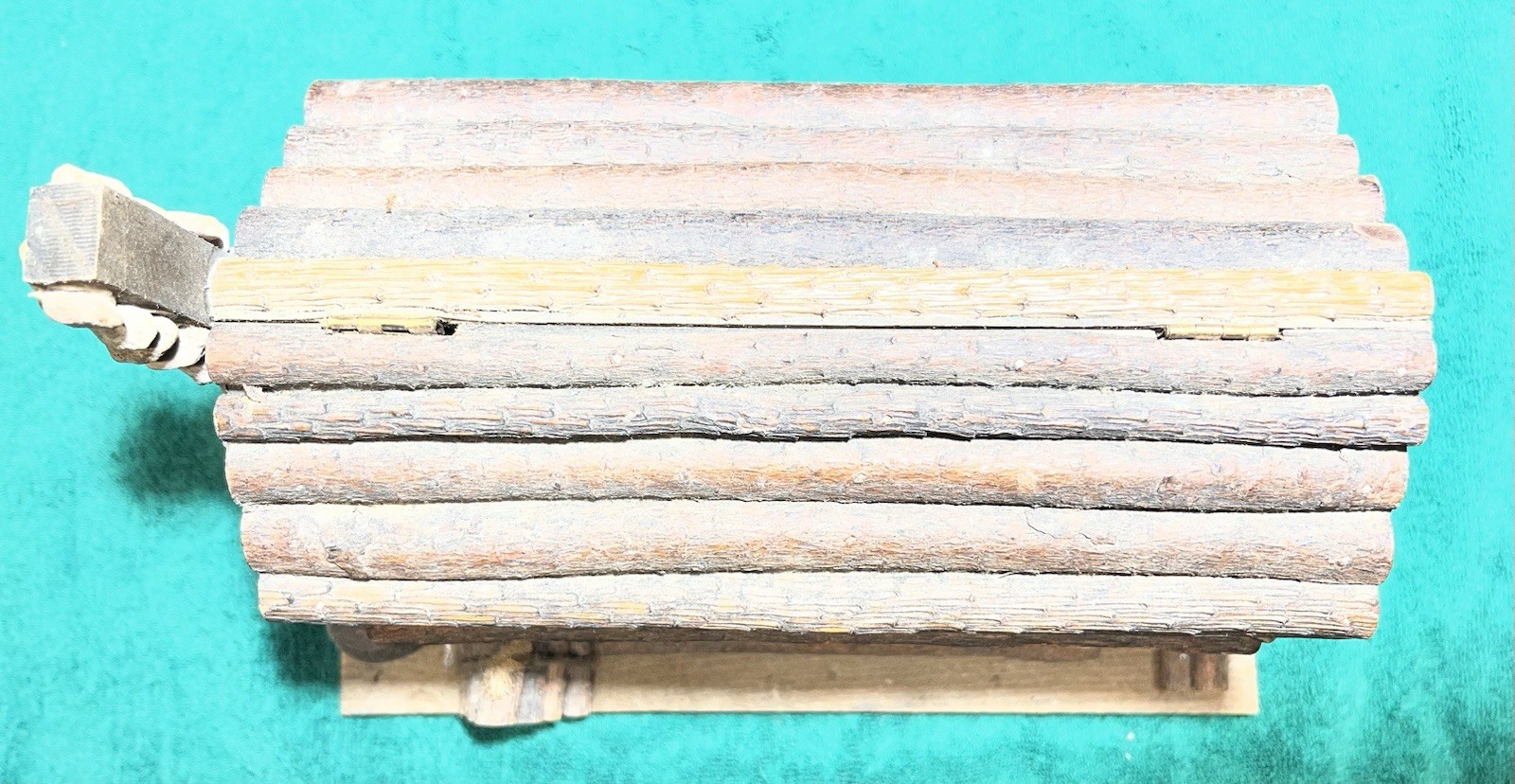 Vintage Log Cabin Wooden Birdhouse TV Lamp - SHIPS FREE