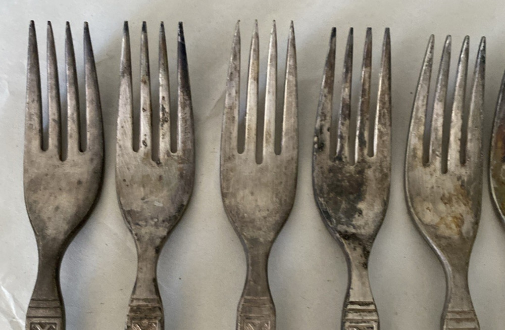 Oneida LTD Majorca Dinner Fork Lot of 7 Silver-plate Flatware Replacement