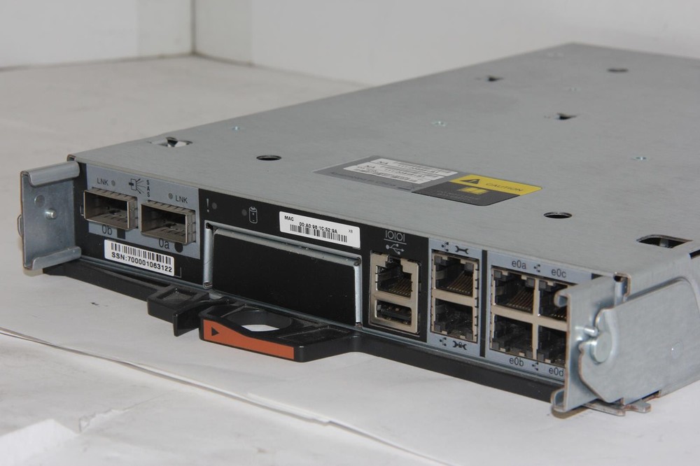 NETAPP 111-00868+B1 Storage Controller "Offer"