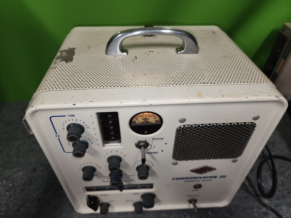 Gonset Communicator III Transmitter Receiver Ham Radio Vacuum Tube POWERS ON