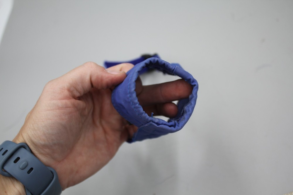 Dog Muzzle Stop Bite Barking Biting Chewing Training Sz Sm/Md Light Nylon Blue