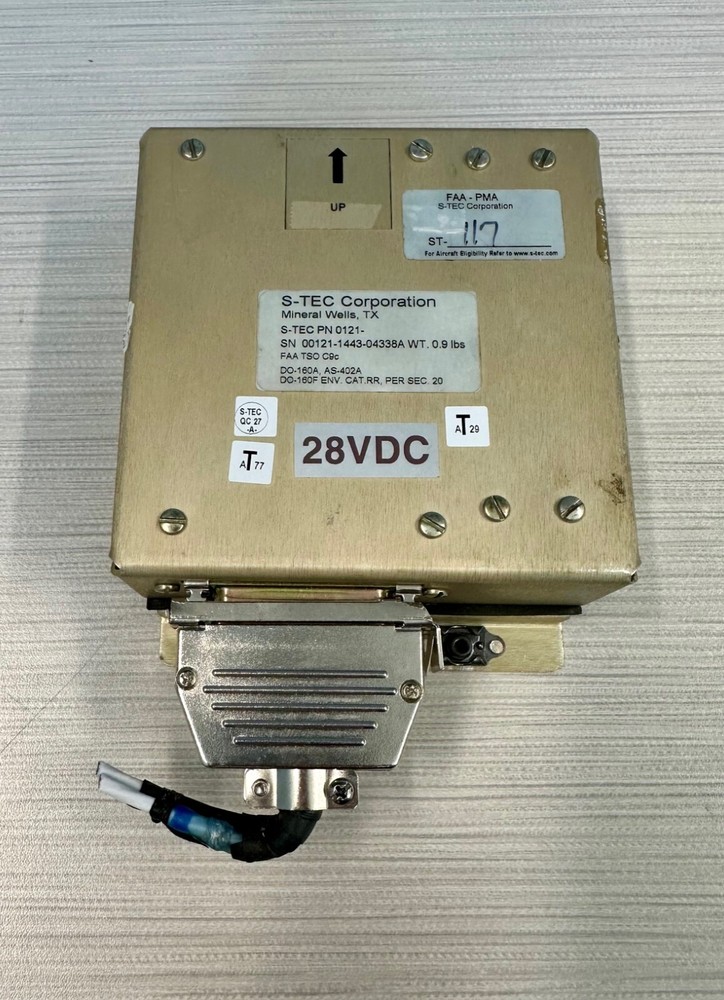 S-Tec Yaw Computer pn: 0121- sold with 8130