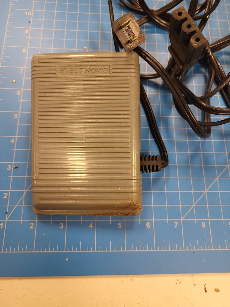 FDM 8502 Speed Controller KD-1902 Sewing Machine Foot Pedal Controller Gray