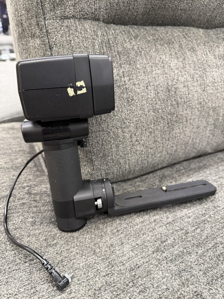 Nikon Speedlight SB-14 & Battery Compartment