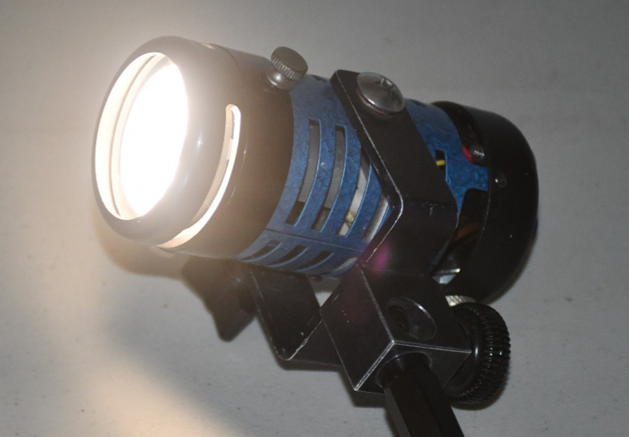 Frezzi Mini-fill Light - Modified to LED