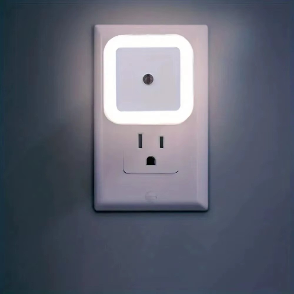 1PC Intelligent LED Induction Night Light Automatically Lights Up Creative