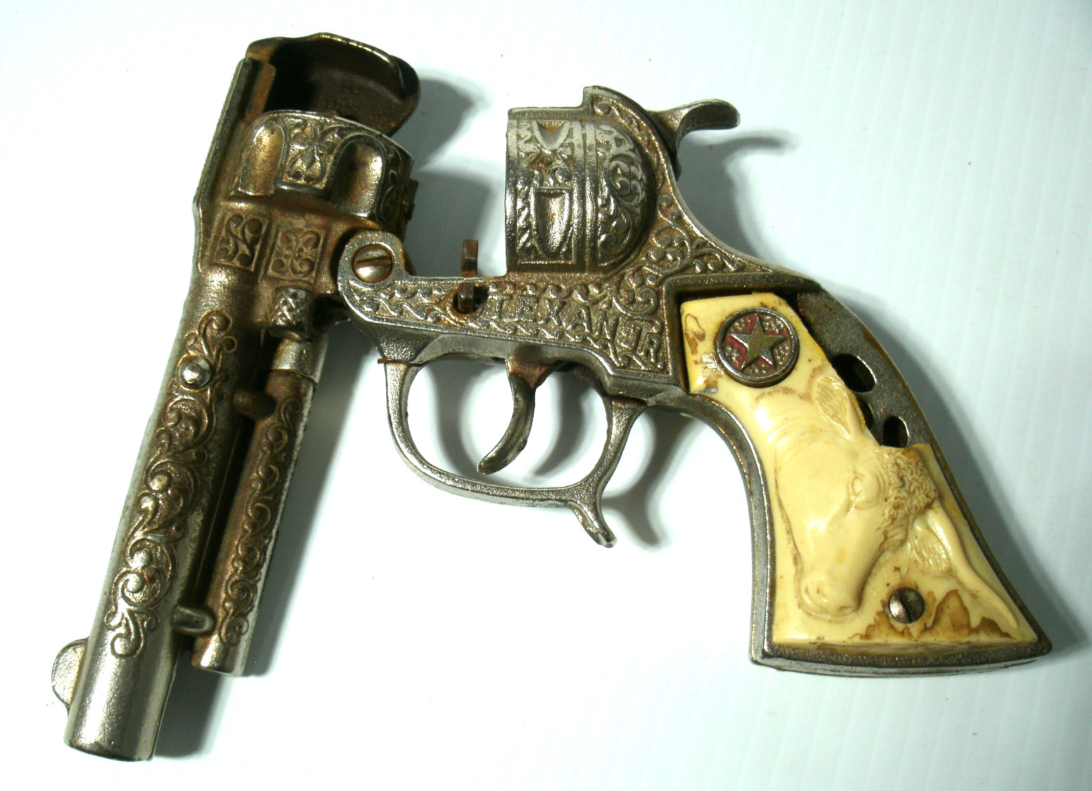 Vintage Hubley Cap Western Toy Replica Texan Jr.