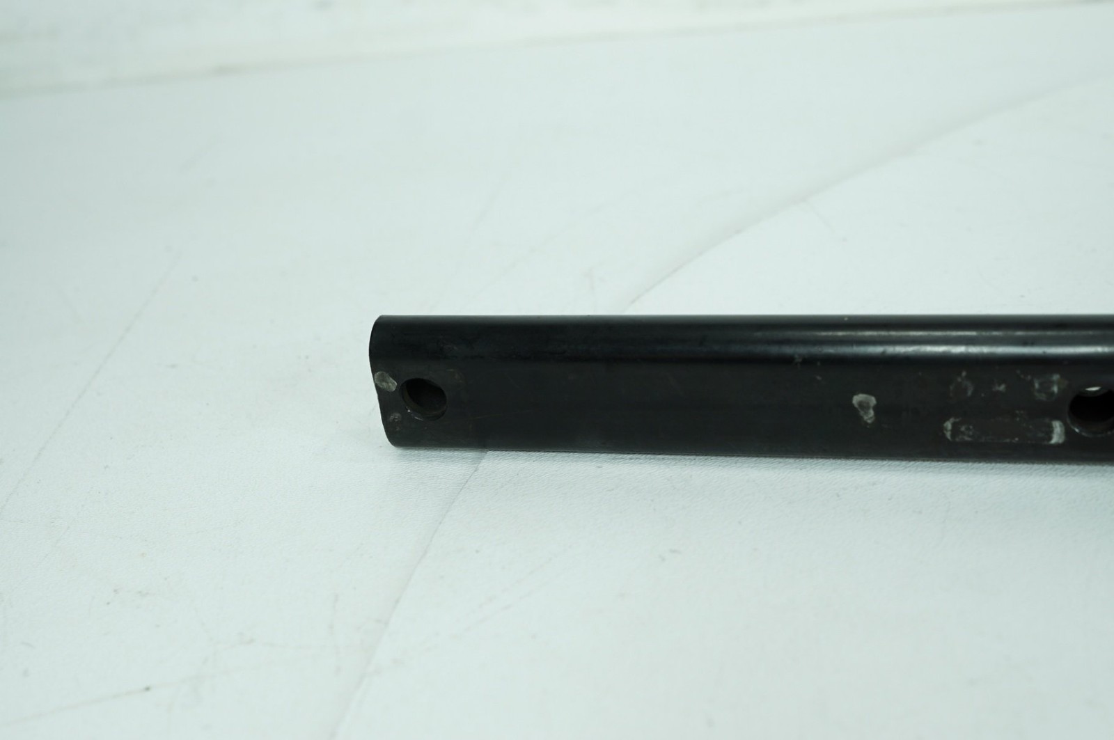 14 Harley Sportster XL883 L OEM Exhaust Muffler Interconnect Bracket Support Bar