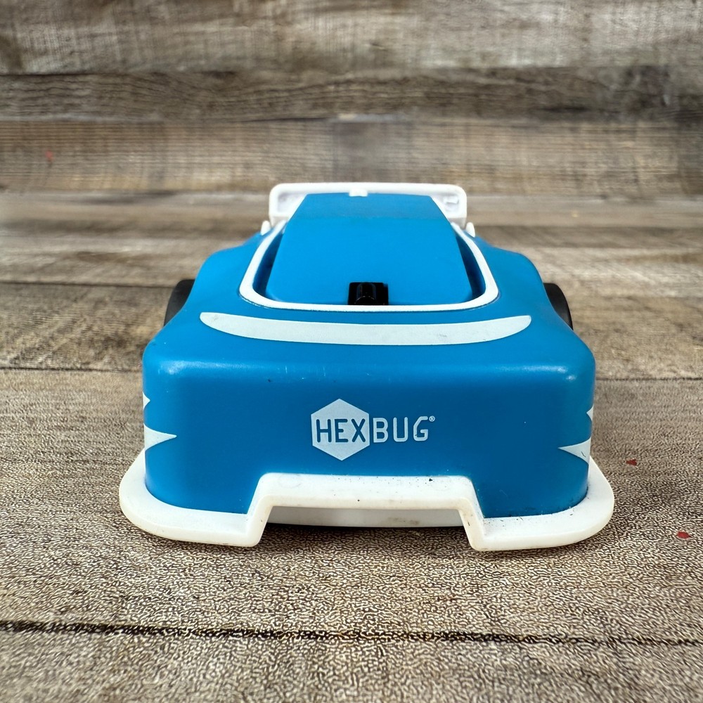 Hexbug Robotic Soccer Single Toy Turns On