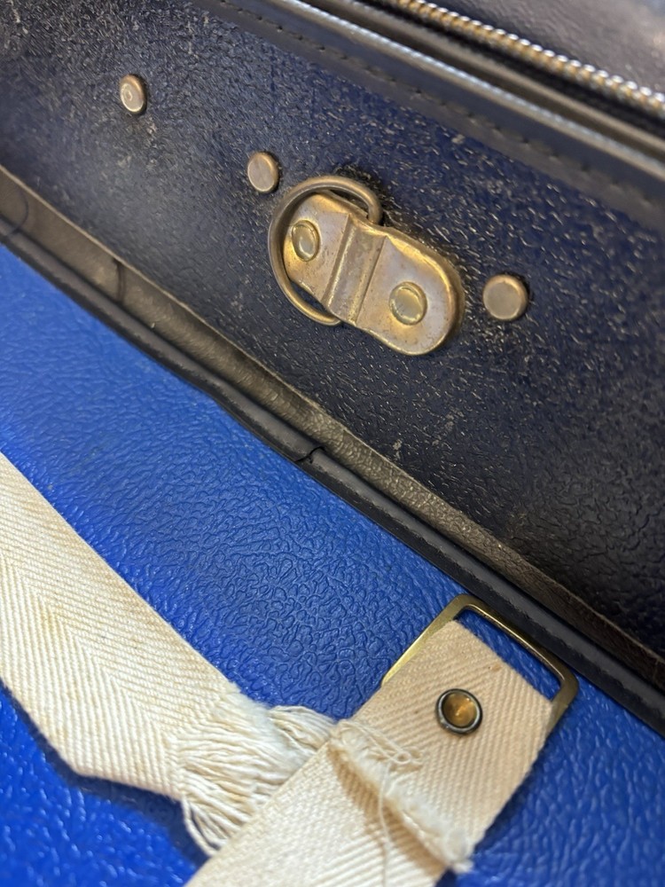 Vintage Inter-City Intercity Navy Railway Suitcase with functioning zip BR
