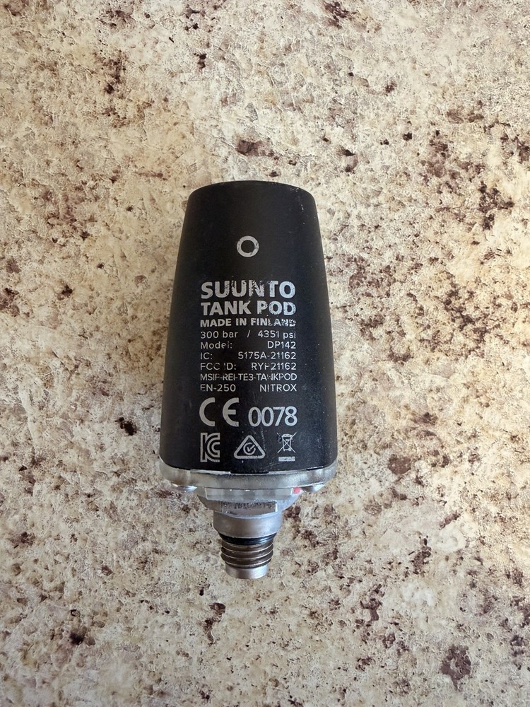 Suunto Eon Core Dive Computer with Tank Pod, DW141 & DP142
