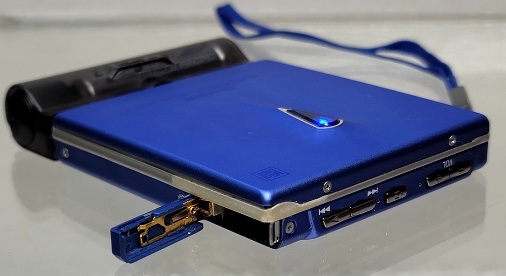 Sharp MD-ST55 Portable MD Player Playback minidisc Walkman