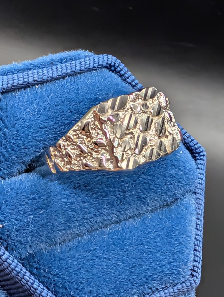 925 Silver Nugget Ring. Size 7