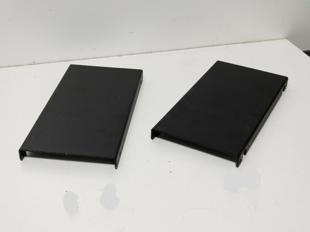 Motorola 0785412U01 Quantar Quantro Rack Mount Standoff Brackets